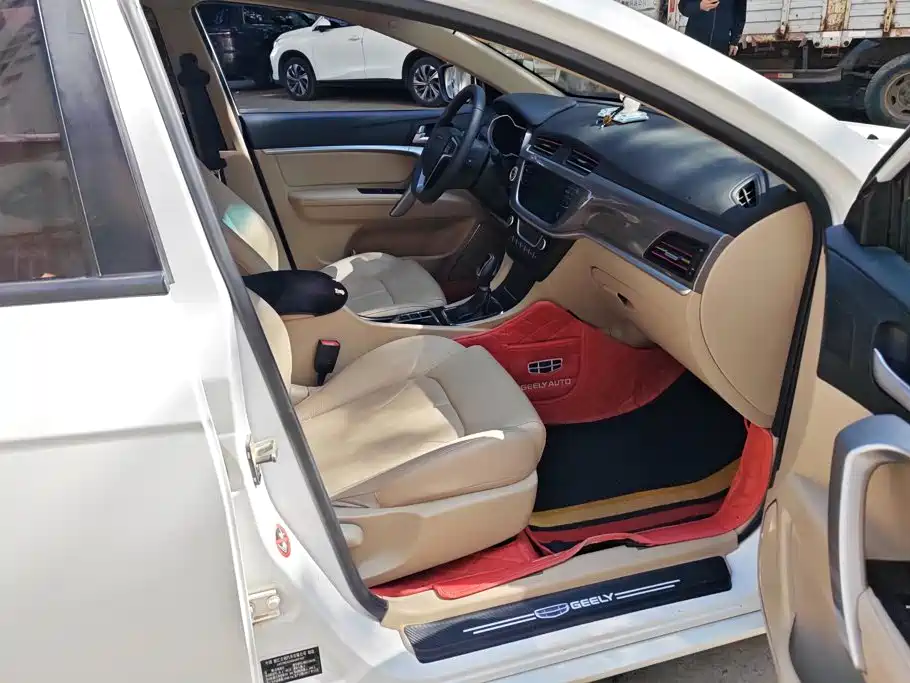 Geely Emgrand — миниатюра 8