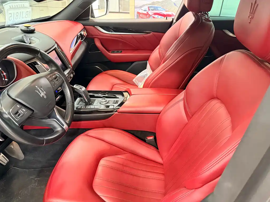 Maserati Levante — миниатюра 10