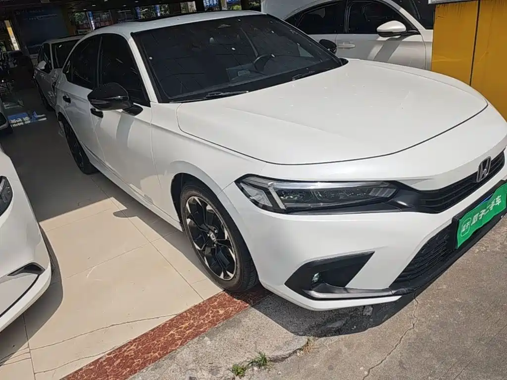 Honda Civic — миниатюра 4