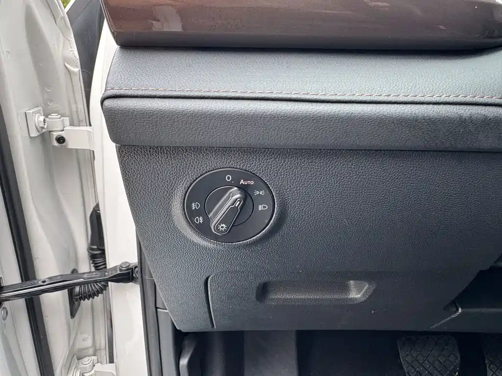 Volkswagen Tharu — миниатюра 13