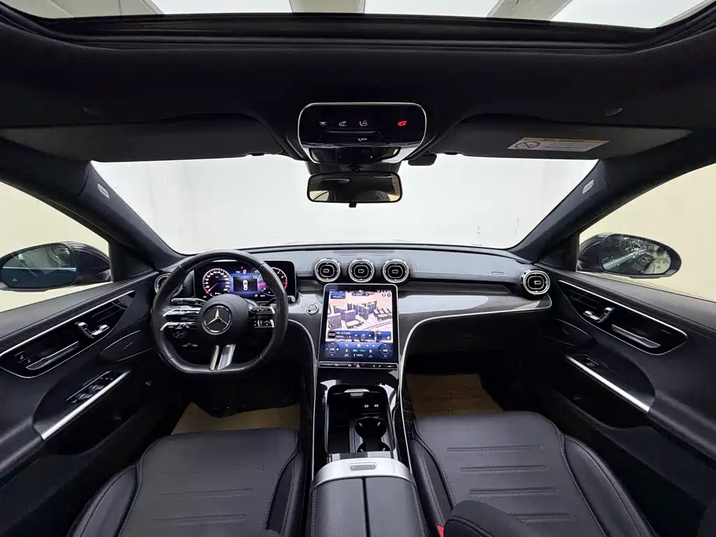 Mercedes-Benz C-Class — миниатюра 5