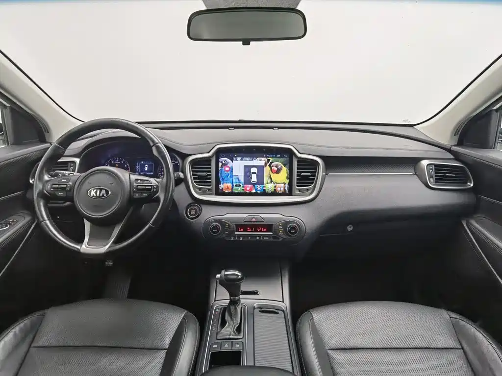 Kia Sorento — миниатюра 5