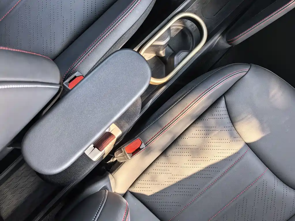 MINI MINI JCW EV — миниатюра 12