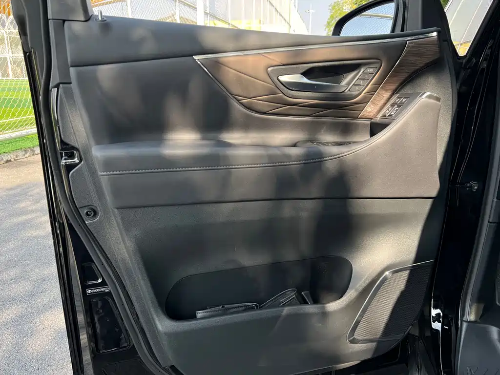 Toyota Vellfire — фотографии объявления, Фото 26