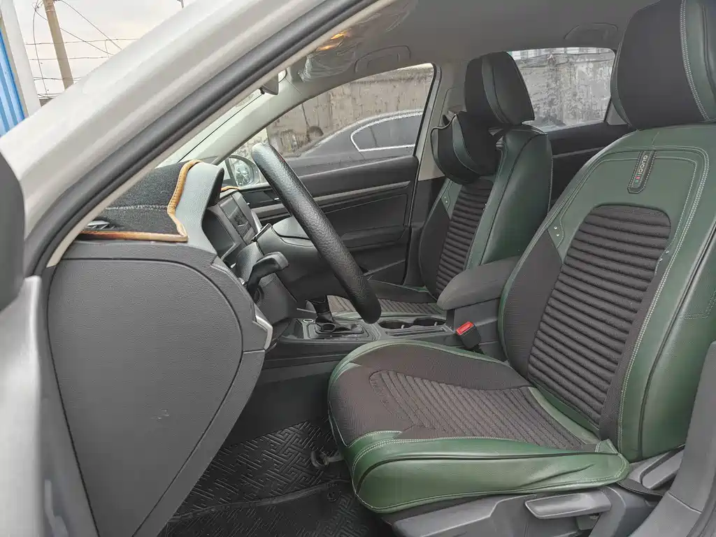 Volkswagen Lavida 2018 1.5L AT V
