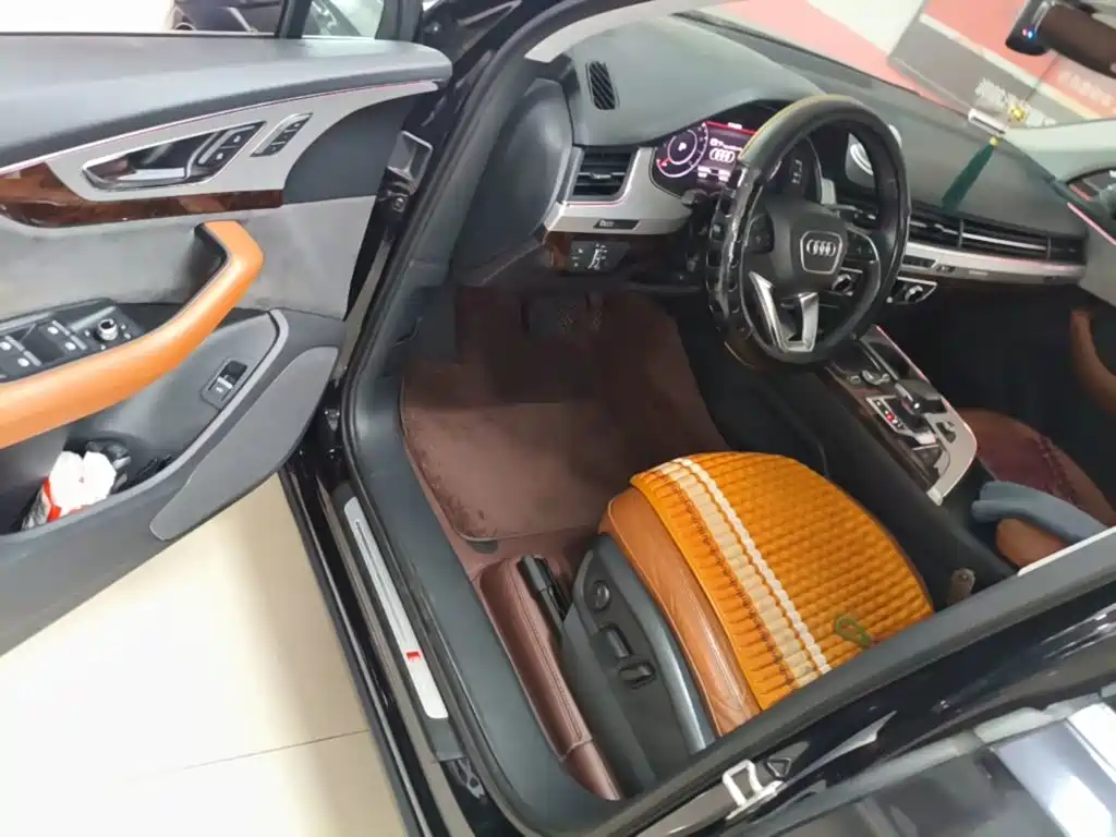 Audi Q7 — миниатюра 16