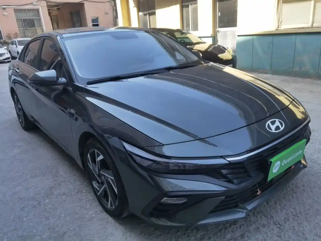 Hyundai Elantra — миниатюра 4
