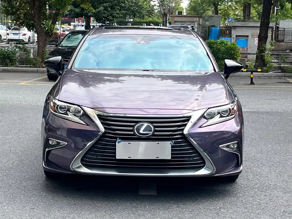 Lexus ES — миниатюра 2