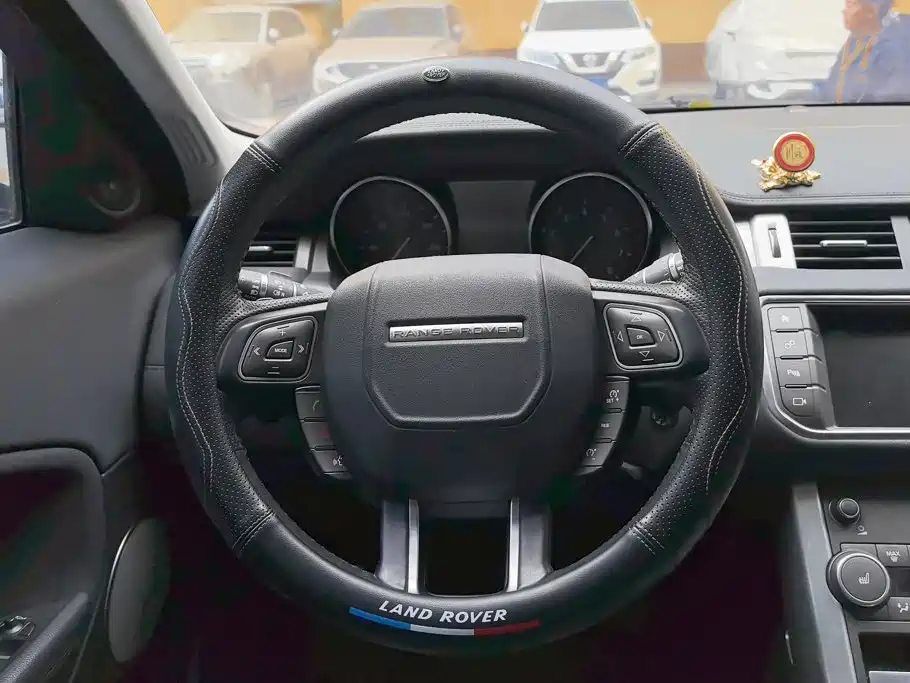 Land Rover Evoque — миниатюра 15
