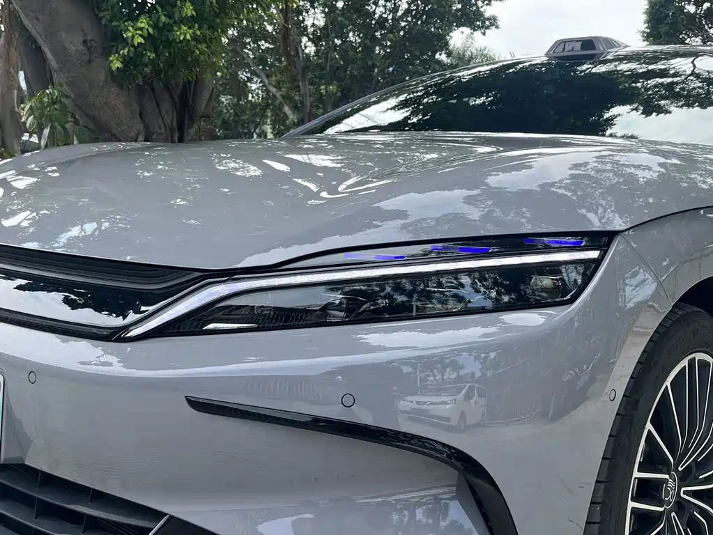 BYD Han — миниатюра 2