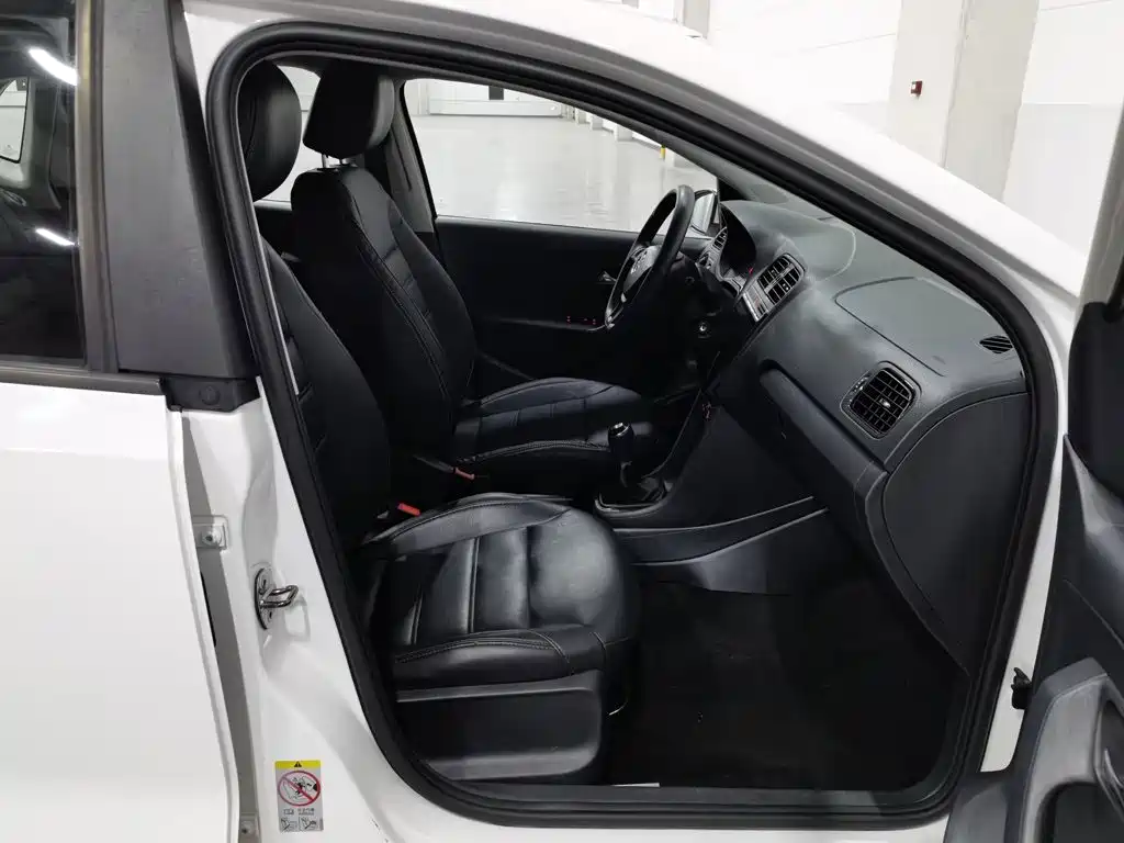 Volkswagen Polo — миниатюра 23