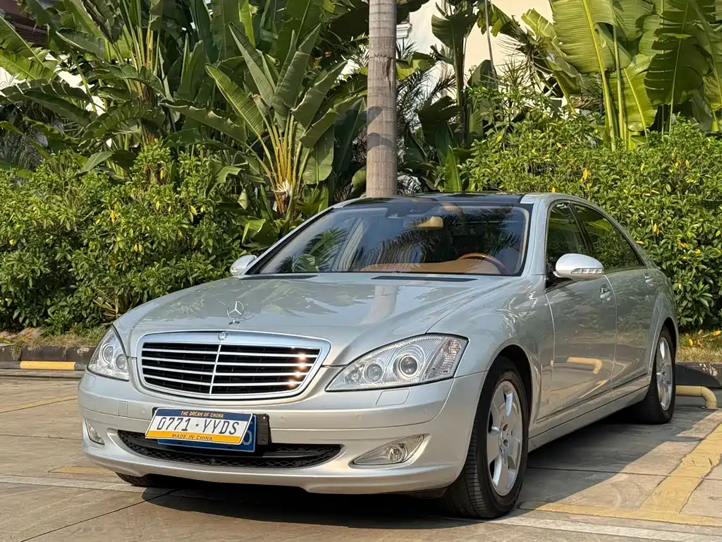 Mercedes-Benz S-Class 2007