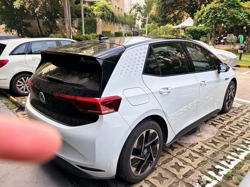 Volkswagen ID.3 — миниатюра 10