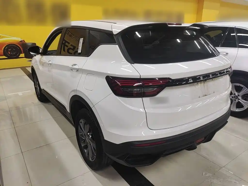 Geely Binyue — миниатюра 5