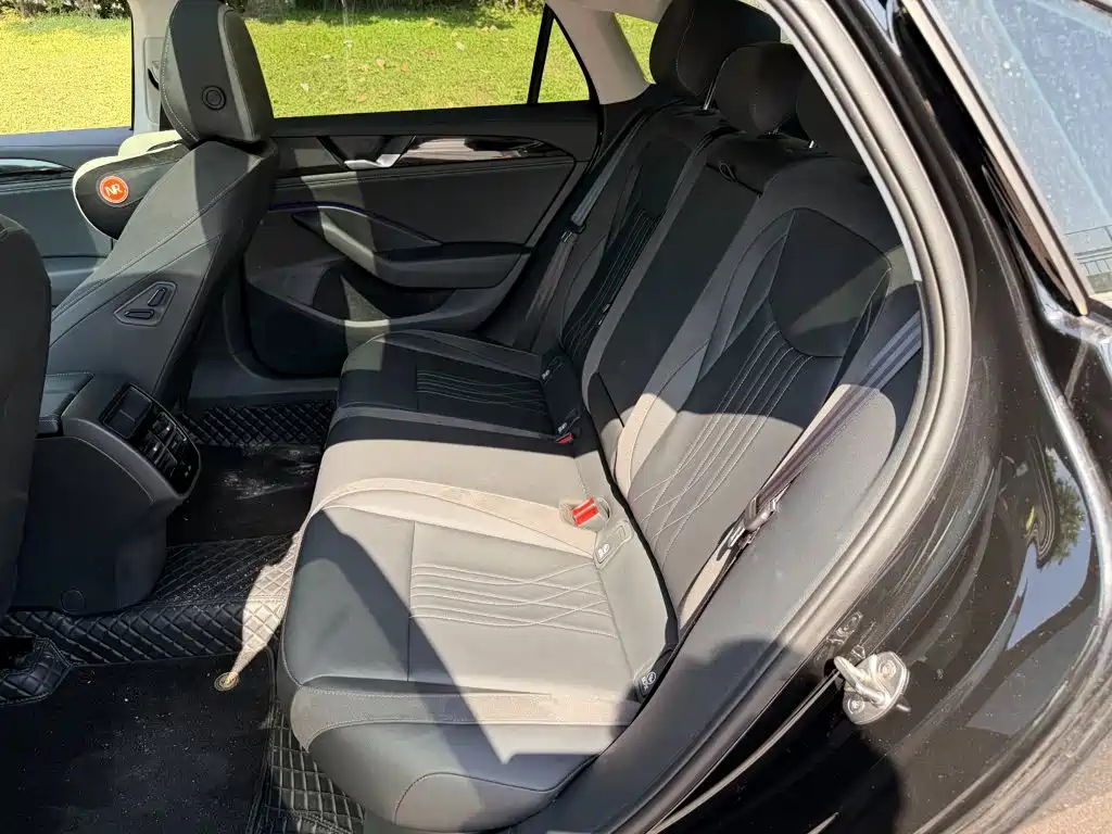 Volkswagen Magotan — миниатюра 12
