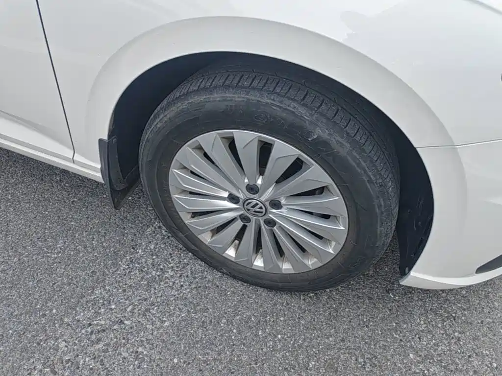 Volkswagen Lavida — миниатюра 12