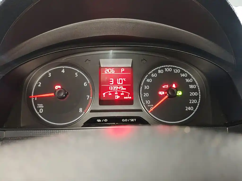 Volkswagen Santana — миниатюра 12