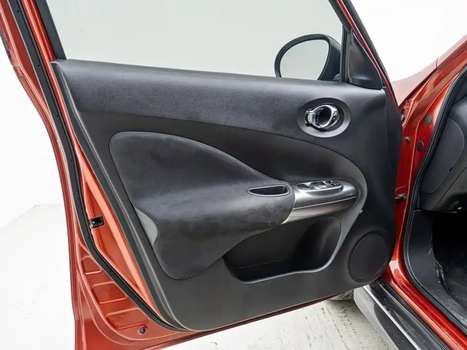 Infiniti ESQ — миниатюра 13