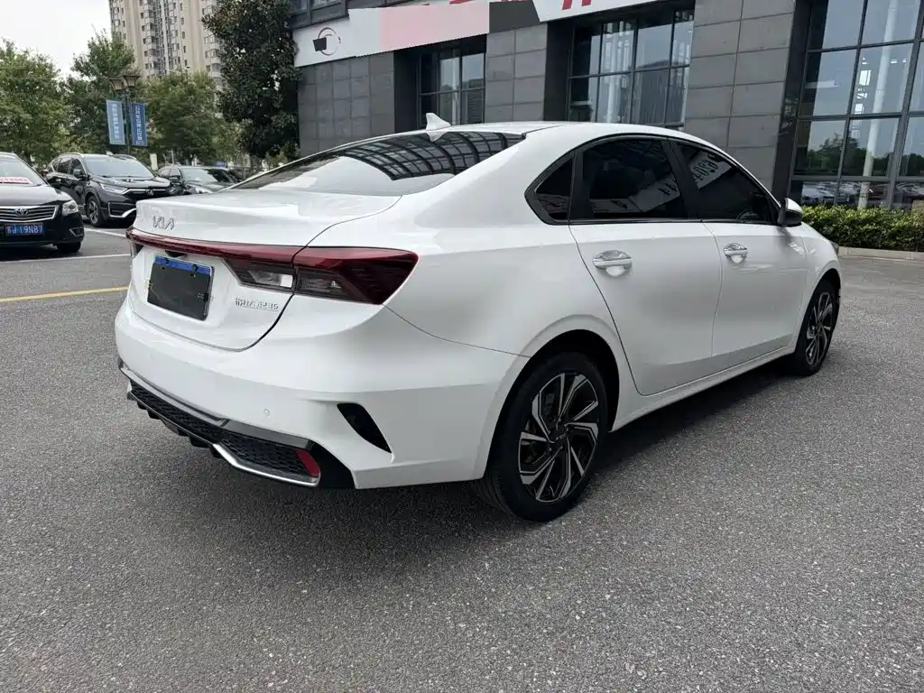 Kia K3 — миниатюра 6