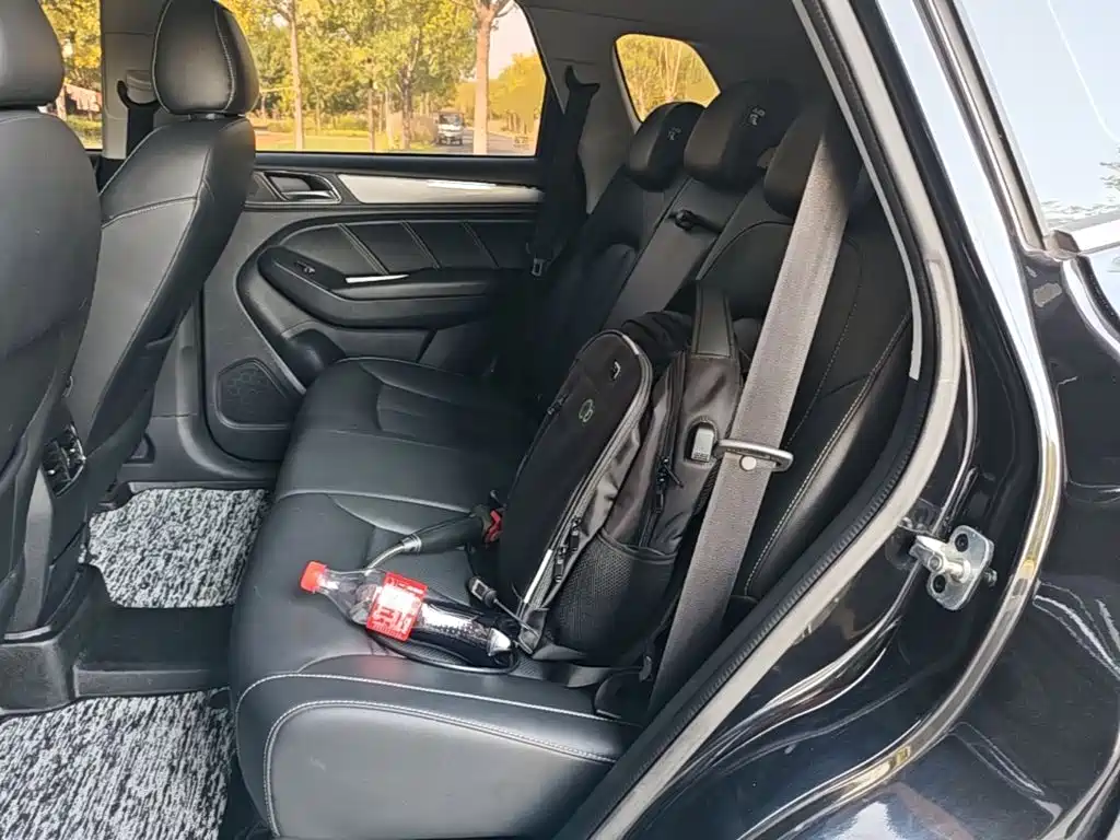 Roewe RX5 — миниатюра 17