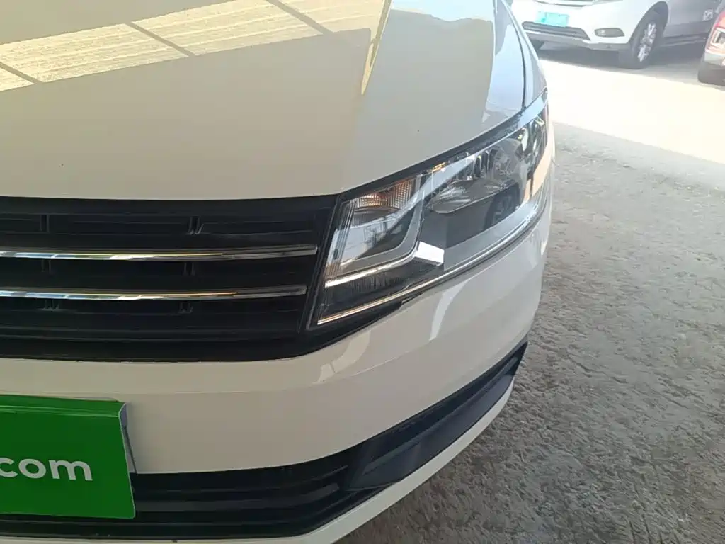 Volkswagen Santana — миниатюра 24