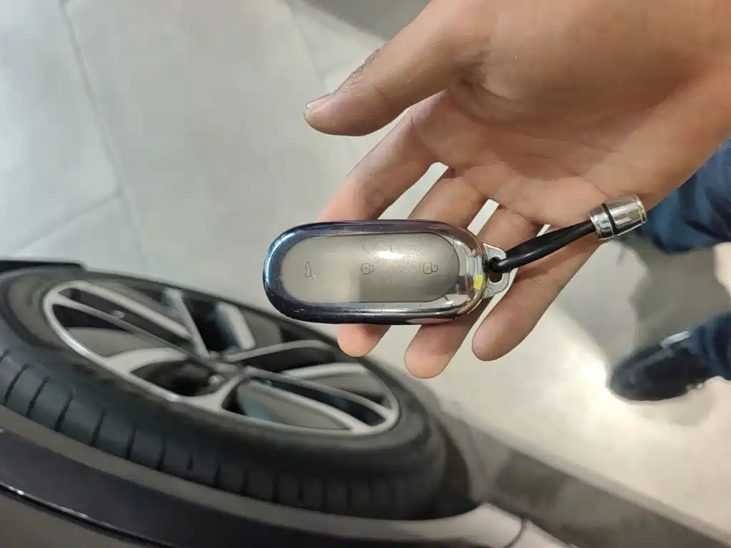 Li Auto Li L9 — миниатюра 9