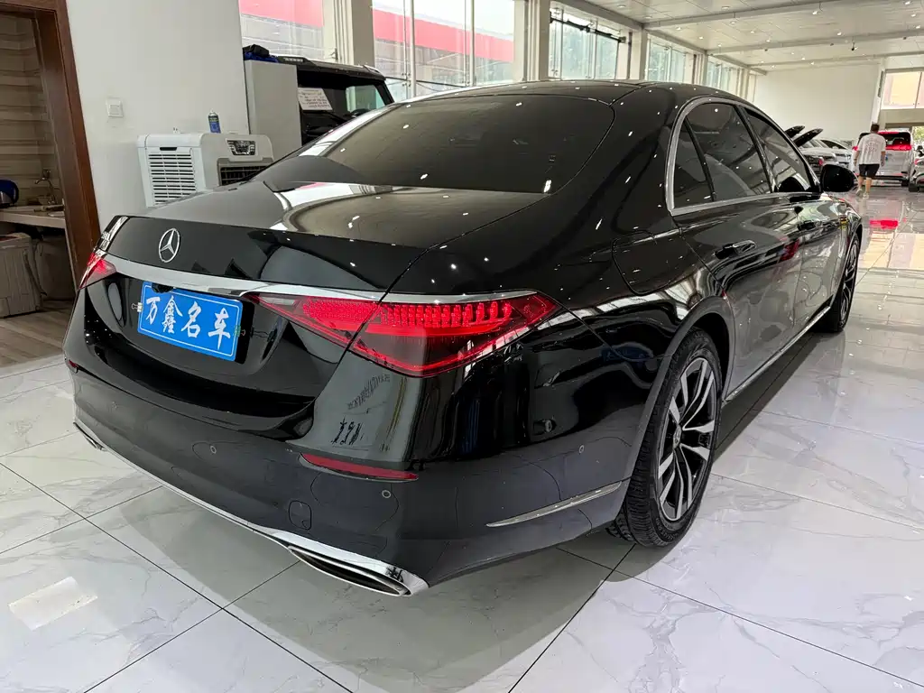MERCEDES-BENZ S CLASS