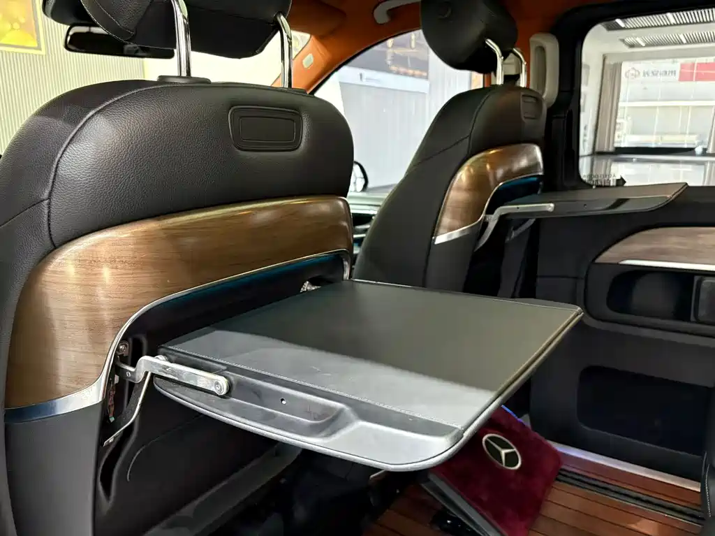 MERCEDES-BENZ V CLASS