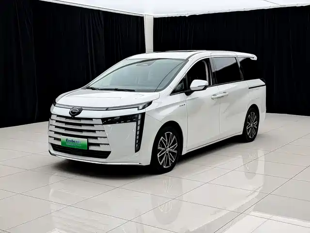 GAC Trumpchi E8 PHEV