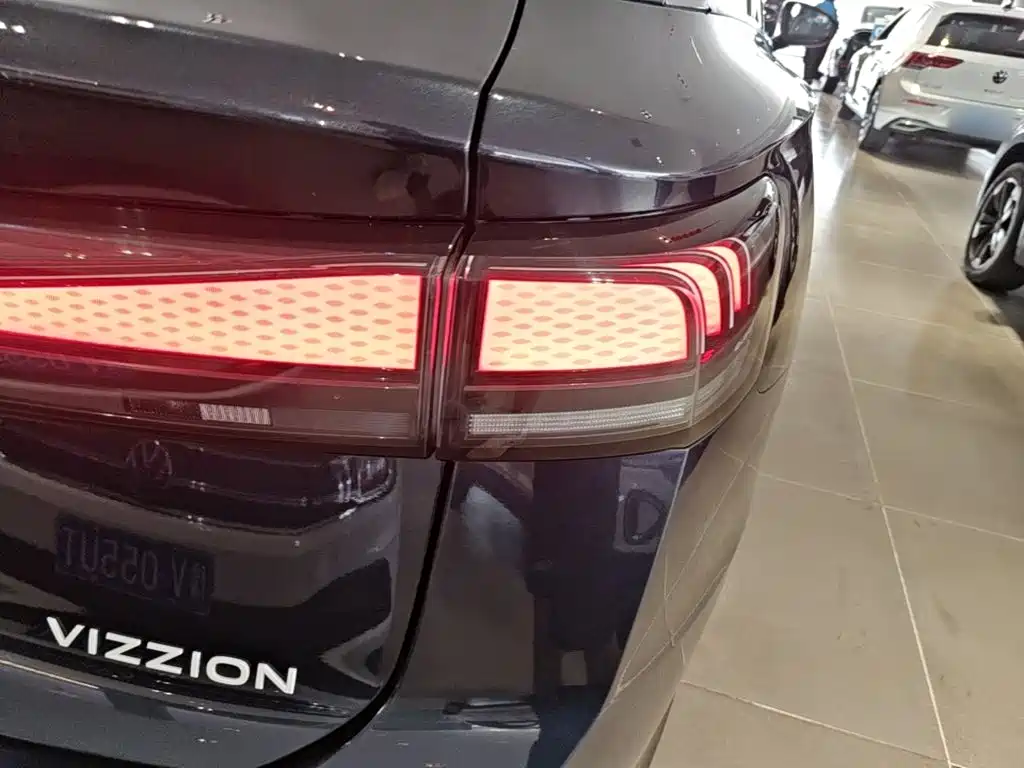 Volkswagen ID.7 VIZZION — миниатюра 8