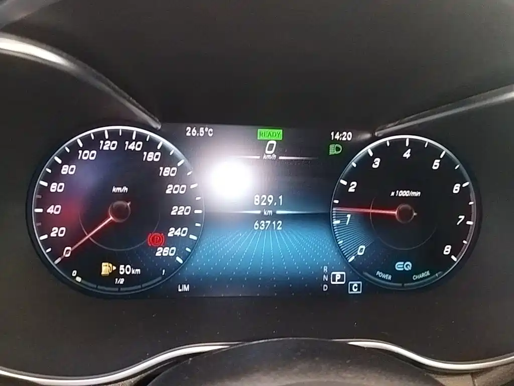 Mercedes-Benz C-Class — миниатюра 12