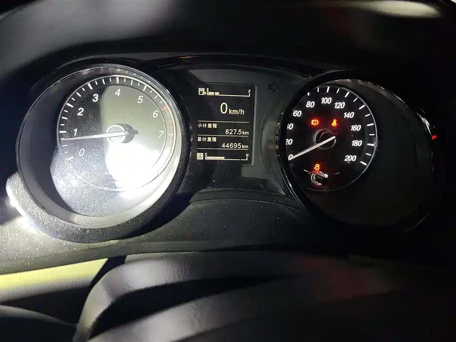 WULING WULING HONGGUANG PLUS