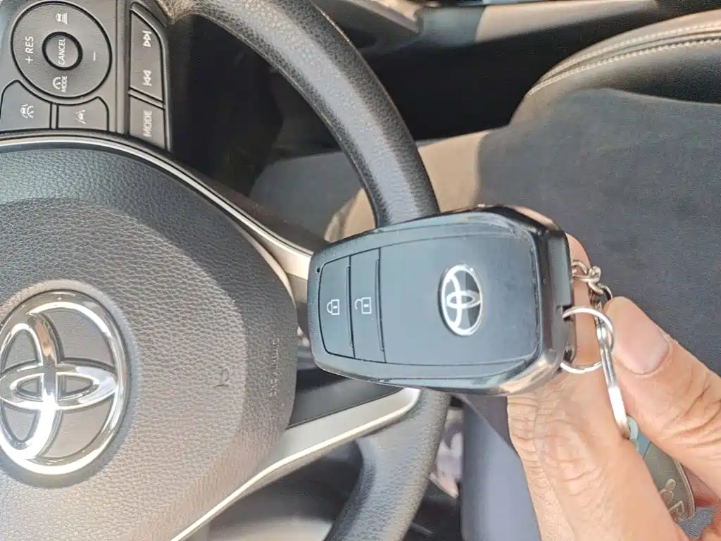 Toyota Frontlander — миниатюра 9
