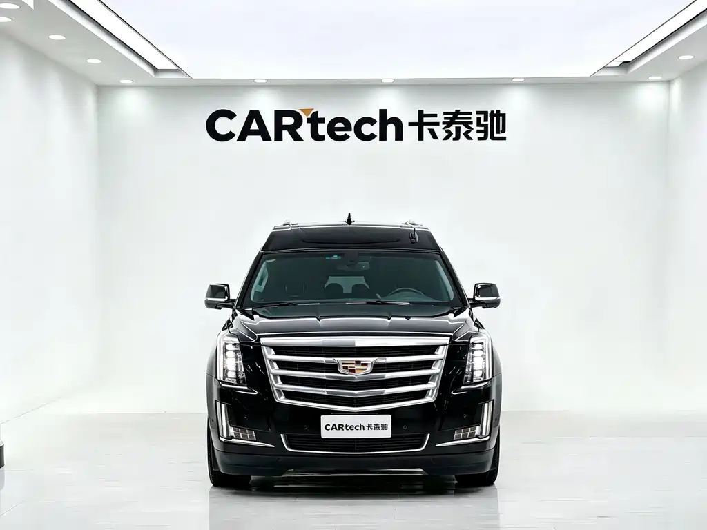 Cadillac Escalade — миниатюра 6