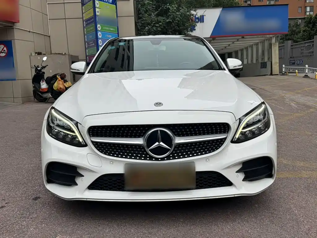 Mercedes-Benz C-Class — миниатюра 4
