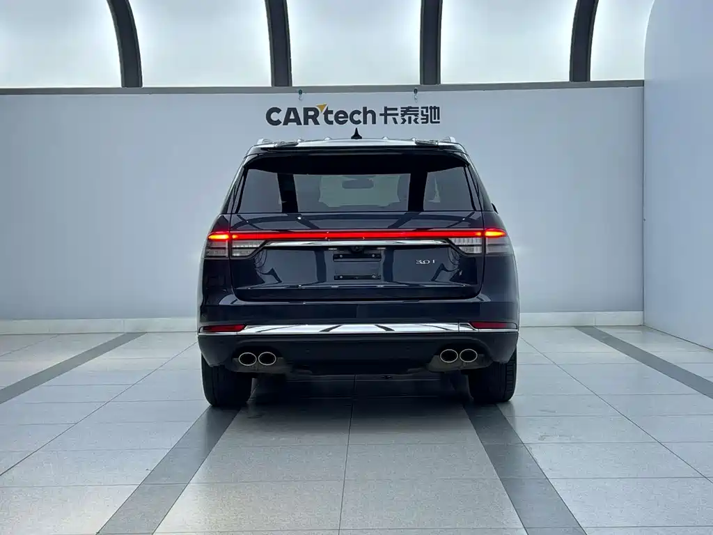 Lincoln Aviator — миниатюра 6