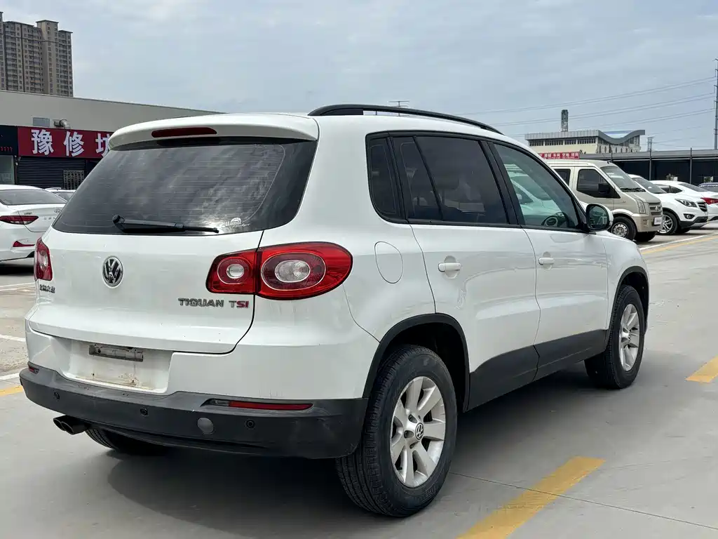 Volkswagen Tiguan — миниатюра 15