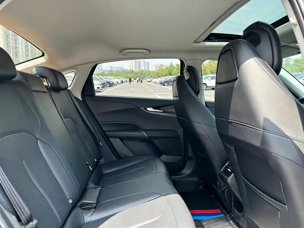 Changan Eado — миниатюра 9
