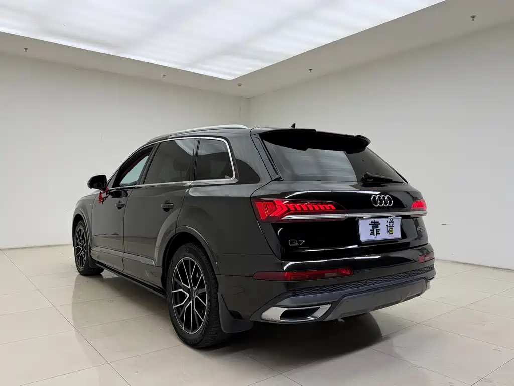 Audi Q7 2020 45 TFSI quattro S line Sport