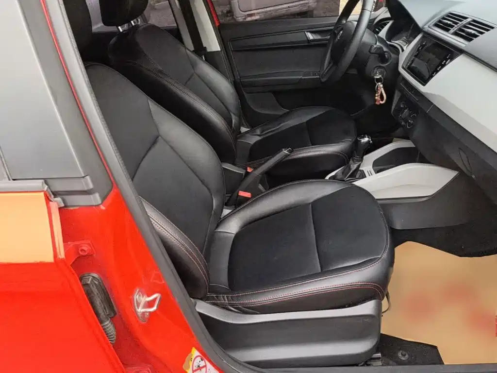 Skoda Fabia — миниатюра 25