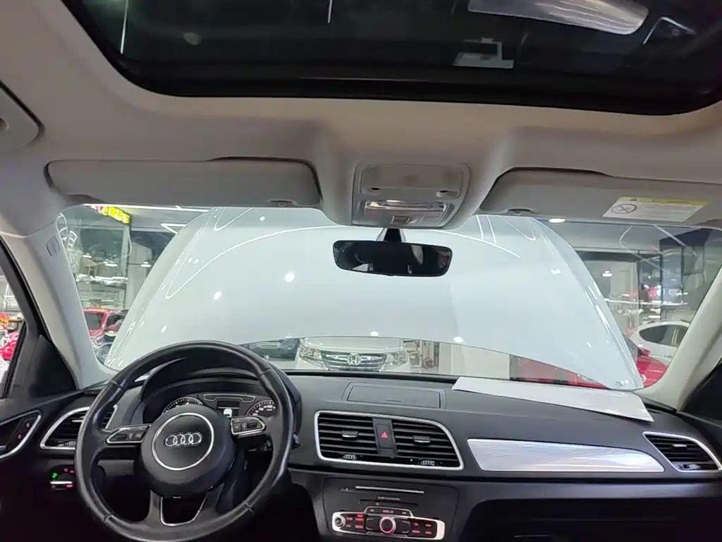 Audi Q3 — миниатюра 18