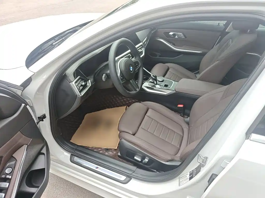 BMW 3 Series — миниатюра 16