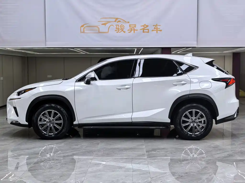 Lexus NX — миниатюра 7