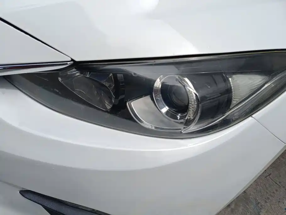 Mazda 3 Axela — миниатюра 4