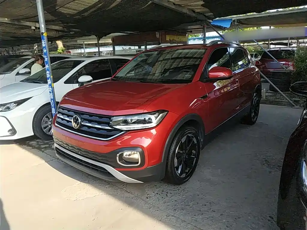 Купить Volkswagen Tacqua