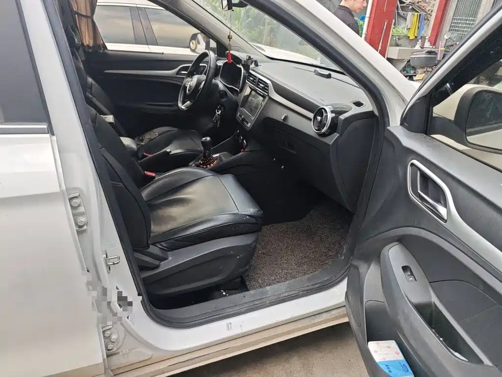 MG ZS — миниатюра 20