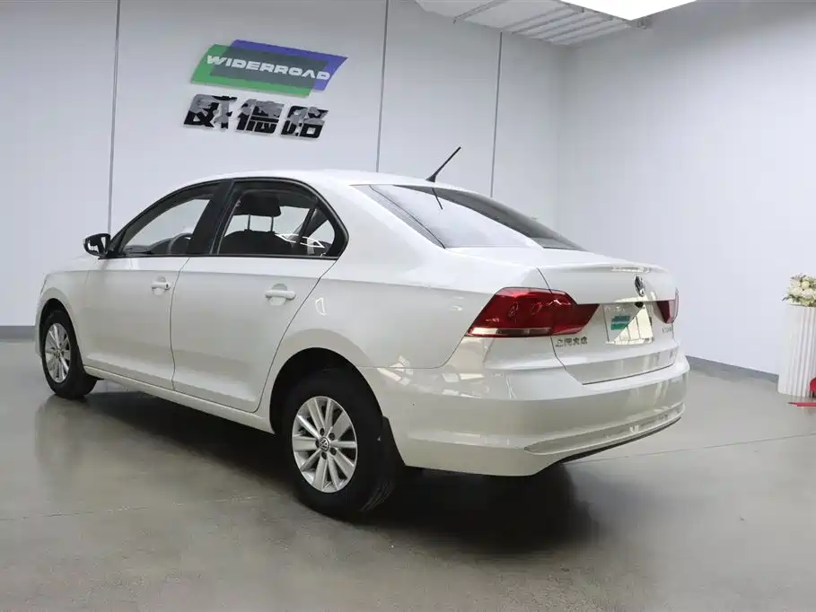 Volkswagen Santana 2019 1.5L AT VI