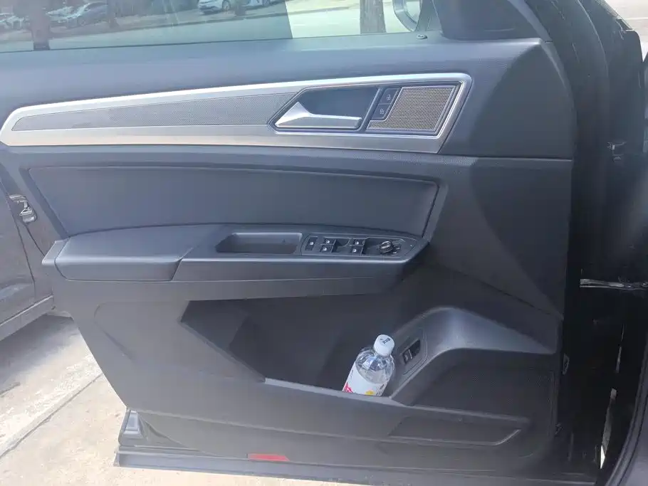 Volkswagen Teramont — миниатюра 7