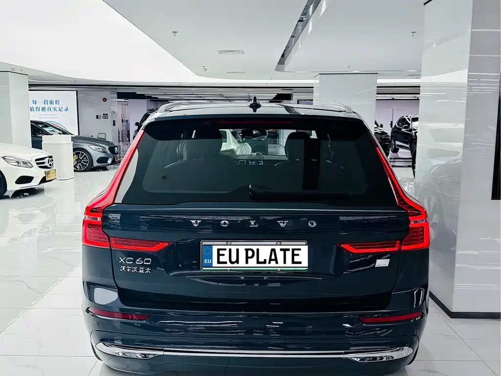 VOLVO  XC60 PLUG IN HYBRID