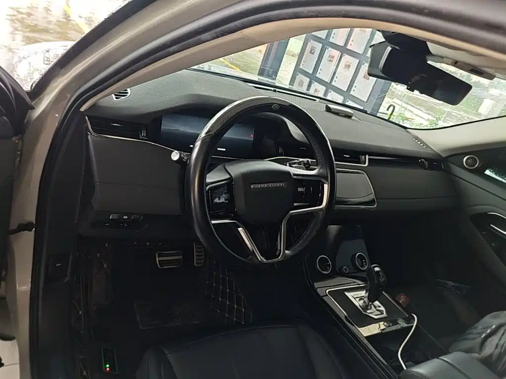 Land Rover Evoque — миниатюра 11